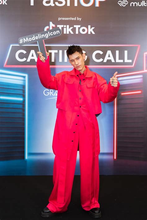 Hot girl trứng rán Trần Thanh Tâm đi casting thời trang