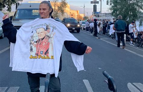 Kanye Wests White Lives Matter Shirts Given To Homeless People On