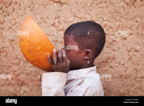 Drinking Calabash High Resolution Stock Photography And Images Alamy