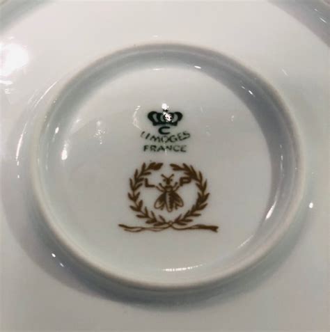 Service de table en porcelaine de Limoges à saisir vite Argenterie