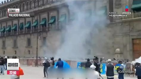 Normalistas Atacaron Con Petardos La Fachada De Palacio Nacional YouTube