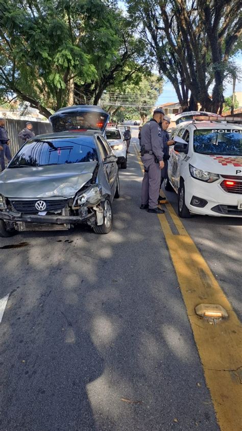 CONDUTOR DE CARRO EM FUGA É PRESO EM SÃO BERNARDO APÓS BATER EM VIATURA