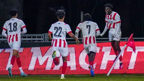 Jong PSV Wint De Doelpuntrijke Derby Tegen Willem II Omroep Brabant