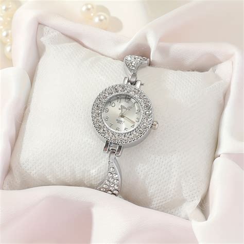 Womens Watch Luxury Rhinestone Quartz Bracelet Watch Elegant Fashion