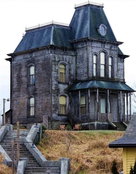 Abandoned Mansion in USA