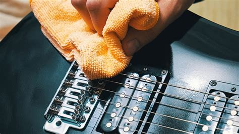 How To Properly Clean An Electric Guitar Detailed Guitar Genix