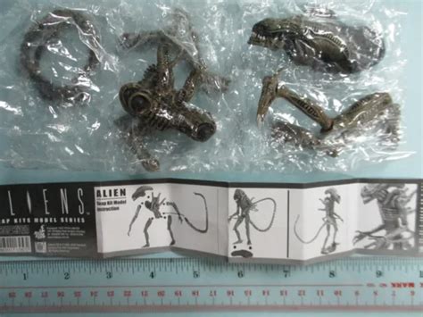 FIGURINE HOT TOYS Alien VS Predator Snap Kits AVP EUR PicClick FR