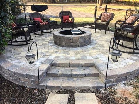 This Elevated Paver Patio With Fire Pit Is Perfect For Entertaining