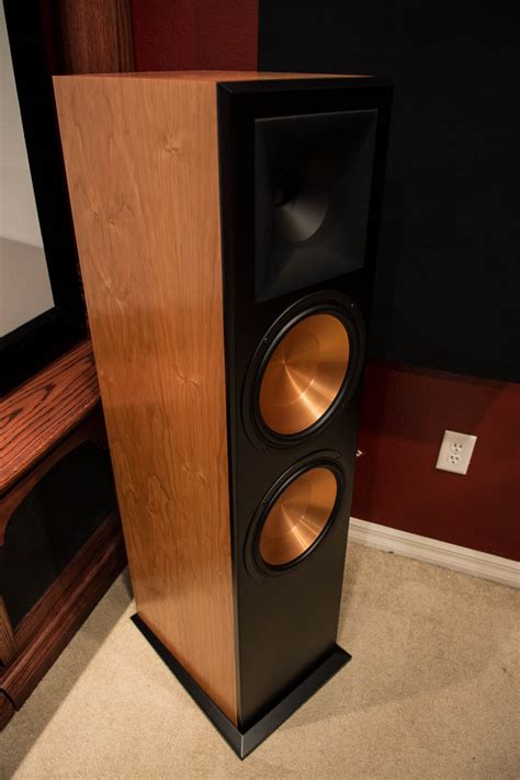 RF 7 III In Natural Cherry Lots Of Photos 2 Channel Home Audio