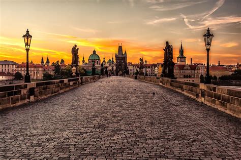 Prague Makes for a Perfect Autumn Getaway - Camille in Wonderlands