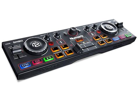 Best DJ Sets and Controllers: Reviews of Professional & Beginner Picks ...