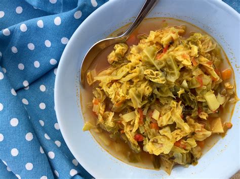 Detox Cabbage Soup Bites For Foodies