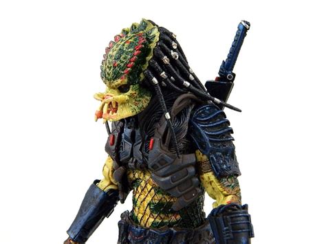 REVIEW NECA Ultimate Armored Lost Predator Figures