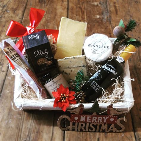 Christmas Cheese Hamper | A luxurious artisan cheese & wine hamper.