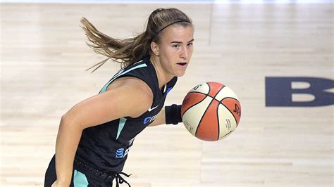 Oregon Ducks legend Sabrina Ionescu reflects on her WNBA rookie season