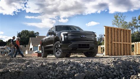 The 2022 Ford F 150 Lightning Will Make Towing Even Easier