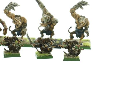 Warhammer Fantasy Classic Skaven Rat Ogres Packmasters Whtreasury