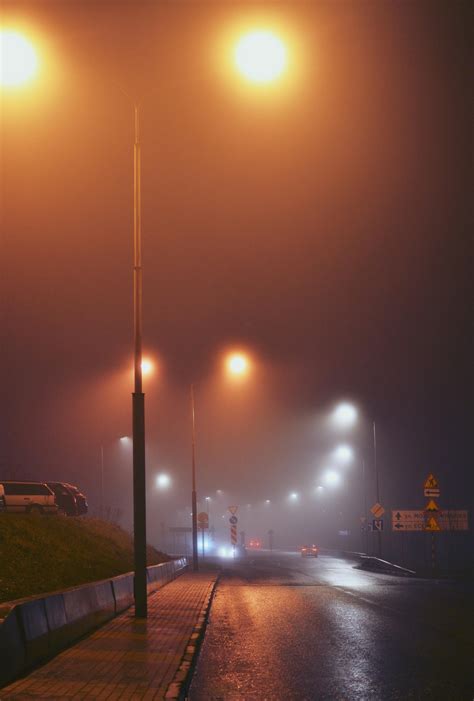 Street Lamp In Fog Wallpapers Top Free Street Lamp In Fog Backgrounds Wallpaperaccess