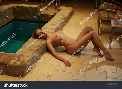 Naked Beautiful Blonde Woman Relaxing Indoor Stock Photo 693338509 Shutterstock
