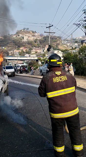 Q Hubo Tv Oficial On Twitter Qhubotv Carro En Llamas Un Veh Culo