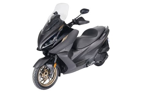 Zontes E125 Maxi Scooter İncelemesi