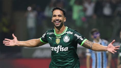 Ele decidiu que Luan já tem investidas e pode deixar o Palmeiras em