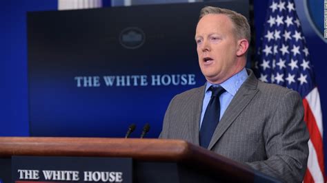 Spicer to hold first formal press briefing - CNNPolitics.com