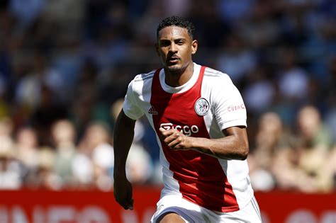 Ajax Complete Sale Of Striker Sébastien Haller To Borussia Dortmund For