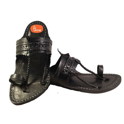 Vhaan - India's Best handcrafted kolhapuri chappal online shop