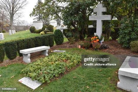 31 Kensico Cemetery Stock Photos, High-Res Pictures, and Images - Getty ...