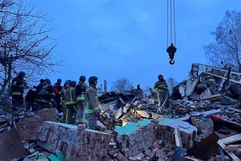 L Échelle de Jacob Les troupes russes frappent les officiers des