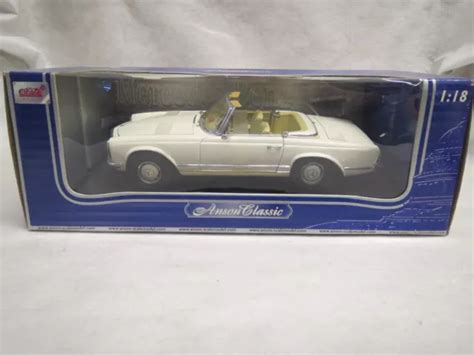 MERCEDES BENZ 280 SL wie 230 250 white weiß Pagode W113 1963 1971