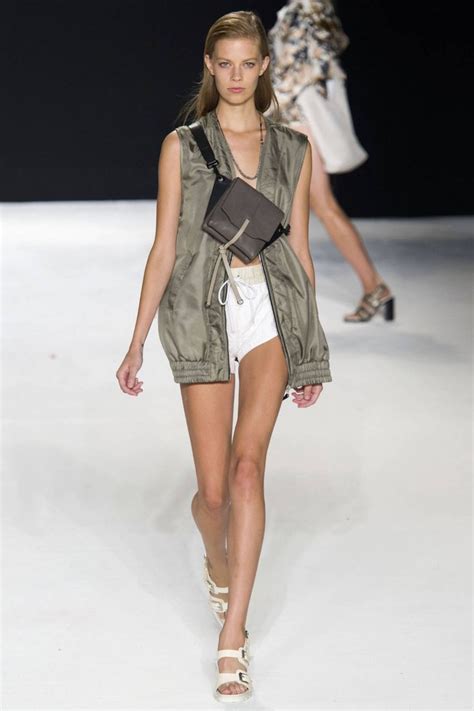 The Best Looks From New York Fashion Week Spring Womens Fashion