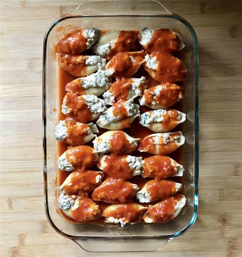 Italian Stuffed Shells Recipe With Meat And Cheese She Loves Biscotti