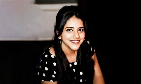 Sireesha Bhagavatula (Indian Idol) Height, Weight, Age, Affairs ...