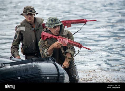 U S Marine Corps Gunnery Sgt Joseph C Iadarola Company Gunnery