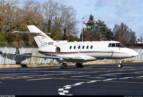 LY BGD Hawker Beechcraft 850XP Classic Jet Jeremy Denton JetPhotos