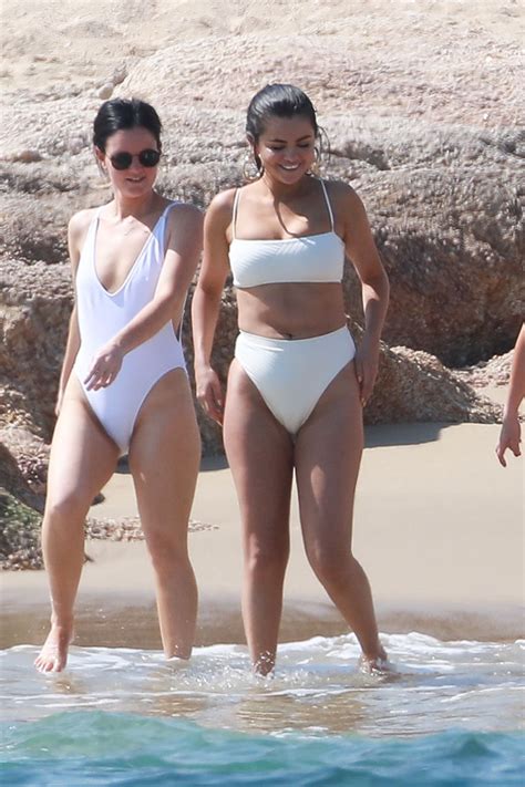 Selena Gomez Sexy Bikini Hot Celebs Home