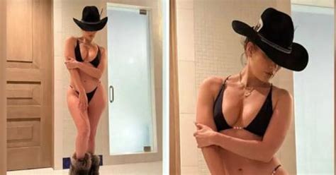 Jennifer Lopez S Most Naked Photos