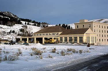 Mammoth Hot Springs Lodging Area Yellowstone National Park ...