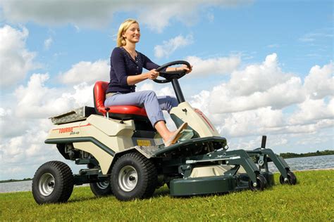 Cramer Frontmäher Tourno Pick up Gartentechnik de