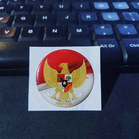 Jual Sticker Timbul Resin Garuda Pancasila Kibar Lycal D Logo Kecil