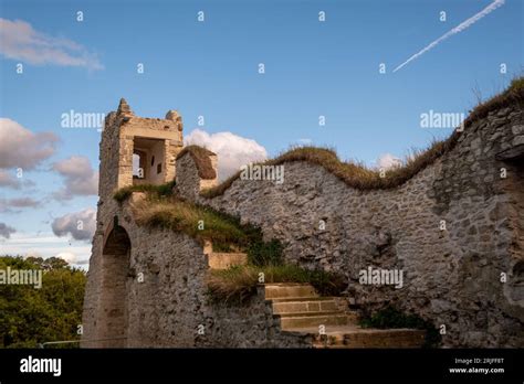 Castle Gardens, Wallingford, Oxfordshire Stock Photo - Alamy