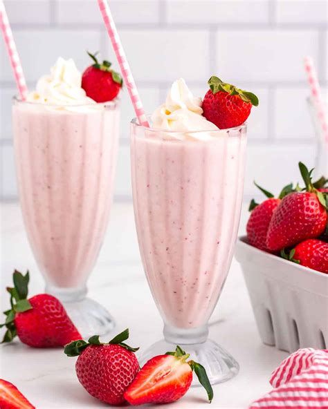 Strawberry Milkshake Recipe Tastes Of Lizzy