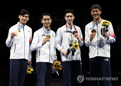 도쿄 올림픽 펜싱 남자 사브르 단체 金황의조 해트트릭 축구 8강행