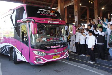 Tiga Gelombang Jamaah Haji Asal Ponorogo Diberangkatkan Ini Pesan Bupati