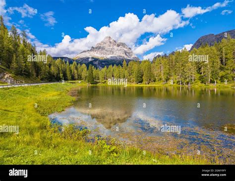 Dolomiti Italy A View Of The Awesome Dolomites Mountain Range