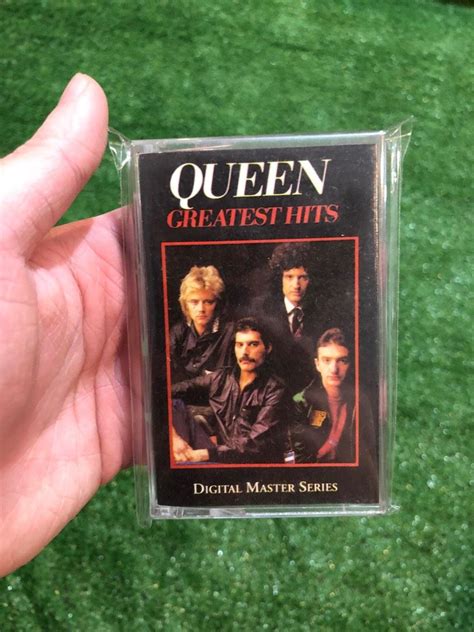 Queen Greatest Hits Cassette Tape Hobbies And Toys Music And Media