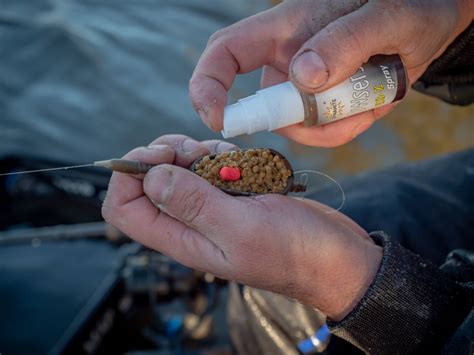 Tony Curd Albans Lakes Bream Fishing Dynamite Baits