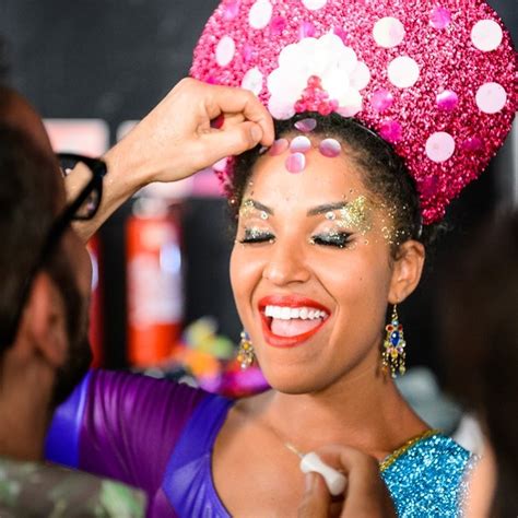 Globeleza Surge Vestida Em Nova Vinheta De Carnaval E Movimenta A Internet